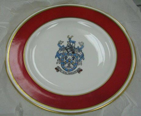 Set of Fourteen Dinner Plates