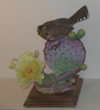 Cactus Wren and Prickly Pear
