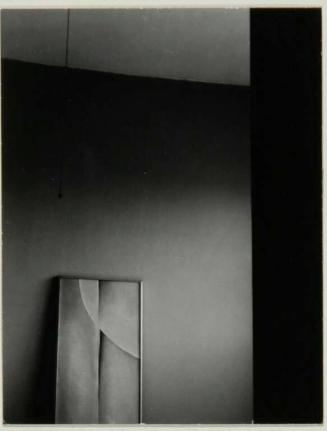 O'Keeffe Painting with Light Bulb String, An American Place