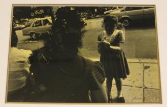 Untitled (girl in front of mother with tangled fingers, DC)