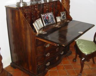 Desk (one of a pair)