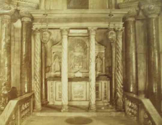 Side Tabernacle and Altar-S. Marco Basilica