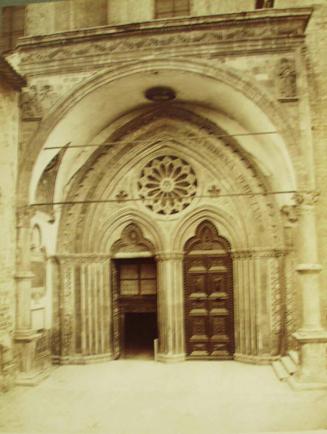 Entry to the lower church of S. Francesco in Assisi.