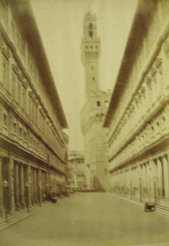 Uffizi Columnade