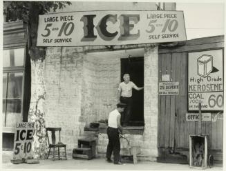 Ice Seller (5 and 10 Ice), Brooklyn