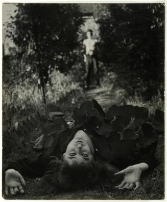 Vali and Daniel in Garden, Paris