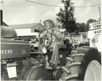 Antique Tractor Parade, Knox County Fair, Mount Vernon, Ohio