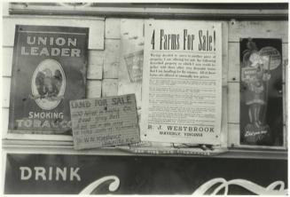 Sign in a Store near Bowling Green, Virginia