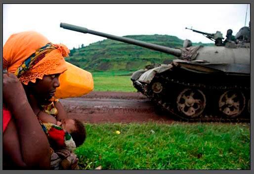 Congolese women fleeing to Goma