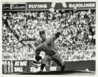 Yankee Stadium Catcher Yogi Berra, Yogi catching Pitcher Do…