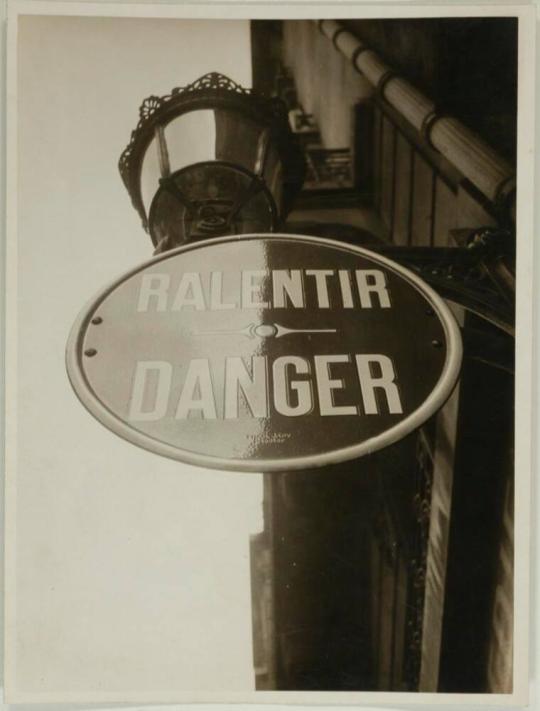 Ralentir Danger, Paris