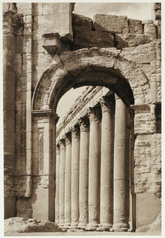 Monumental Arch and Great Colonade