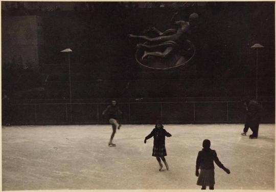 [ "Feb. 1946 / Ice Skating at Rockefeller Center, / N.Y.C. "]