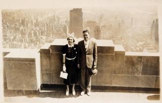 [postcard- "Empire State Building / Ruth & Bob / c. 1946"]