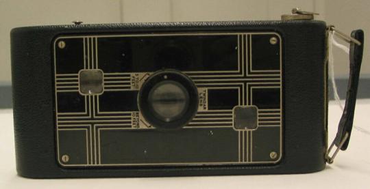 "Jiffy Six-16" Camera