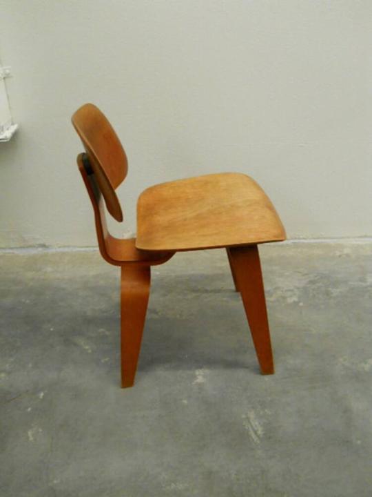 Lounge Chair, Model LCW