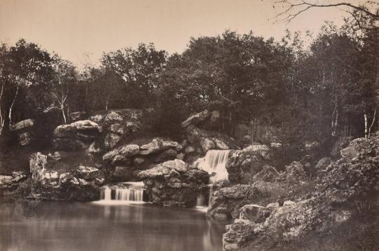 [Cascade, Bois de Boulogne, Paris]