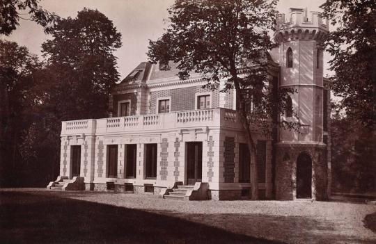 [Pavillon de Madrid, Bois de Boulogne, Paris]