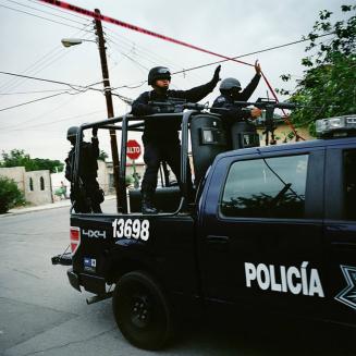 Federal Police in Pursuit, Ciudad Juárez, Mexico