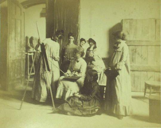 Students in the Pennsylvania Academy of Fine Arts Studio