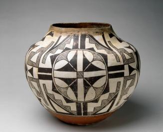 Jar (Olla) with Geometric and Abstract Designs