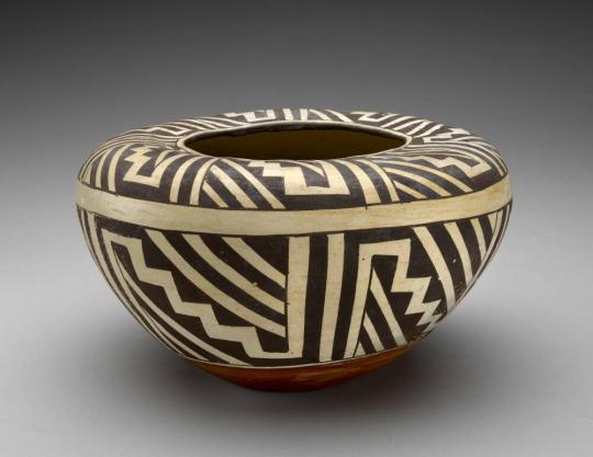 Jar (Olla) with Geometric Design