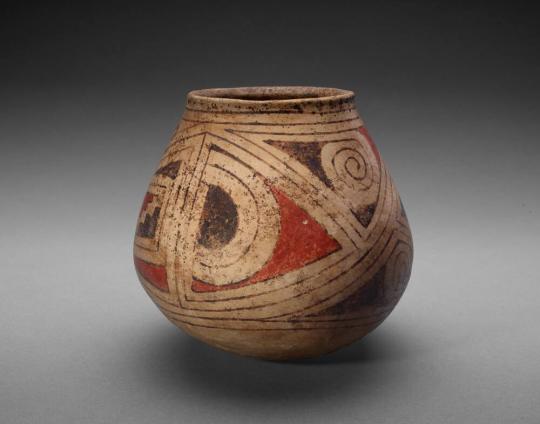 Jar (Olla) with Geometric Designs