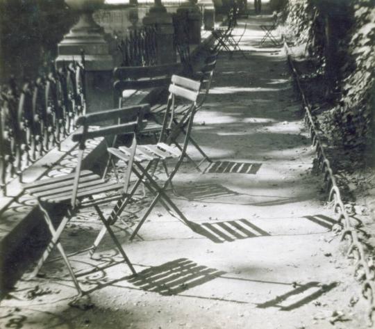 Chairs, the Medici Fountain