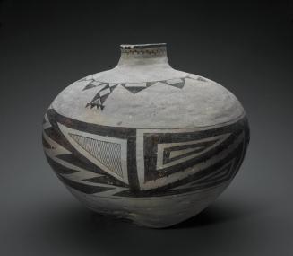 Jar (Olla) with Geometric Designs