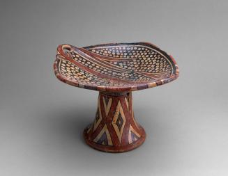 Pedestal Plate with a Stingray