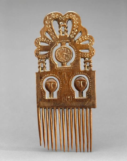 Comb with Hearts and a Watch