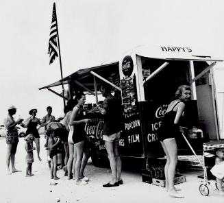 Happy's Refreshment Stand, Daytona Beach, Fl.