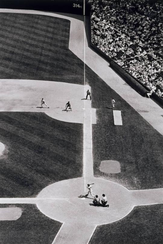 Fly Ball.  Kansas City Royals vs. New York Yankees.  Yankee Stadium.  July 1990