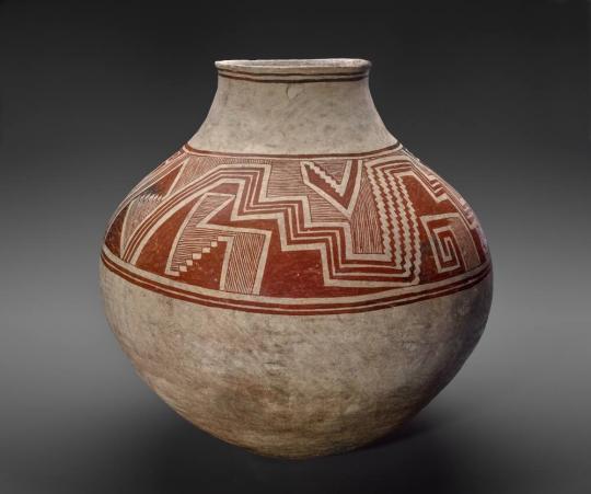 Jar (olla) with Geometric Designs