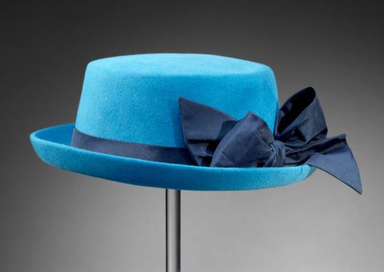 Ensemble (no. 54707) and Porkpie Hat