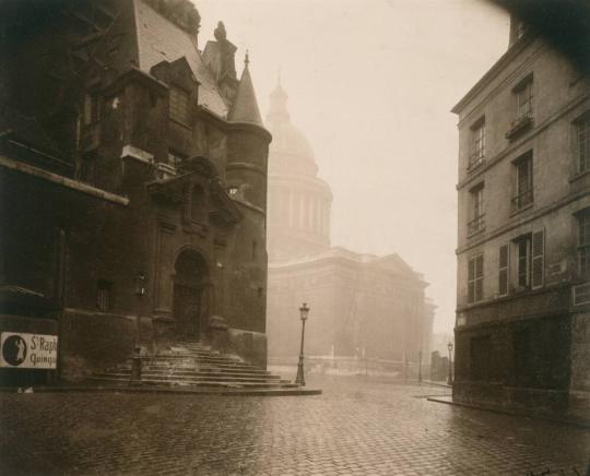 Rue de la Montagne Ste. Genevieve