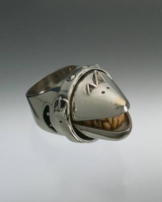 "Dog" Ring