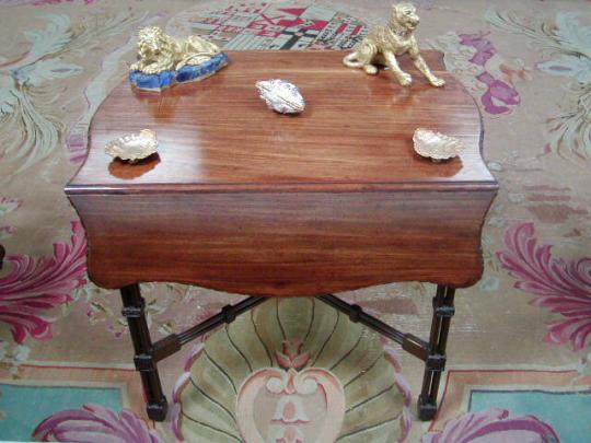 Pembroke Table