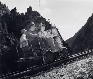 4:15 a.m. Dr. Ceriani gets a ride to Gore Canyon