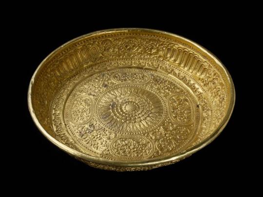 Sacred Offering Dish (Bokor)