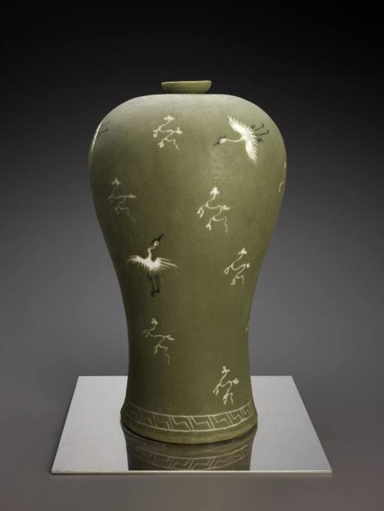 Translation—Vase