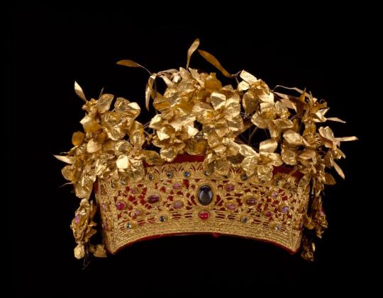 Queen's Crown