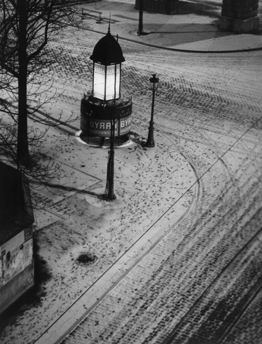 Une Vespasienne, Boulevard Auguste Blanqui