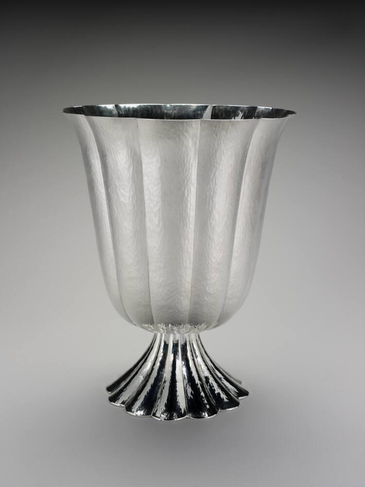 Titus Omega - JOSEF HOFFMANN FOR WIENER WERKSTATTE BRASS VASE