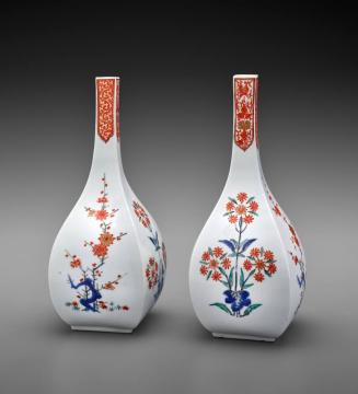 Pair of Squared Wine Bottles with Design of Prunus and Flowering Plants