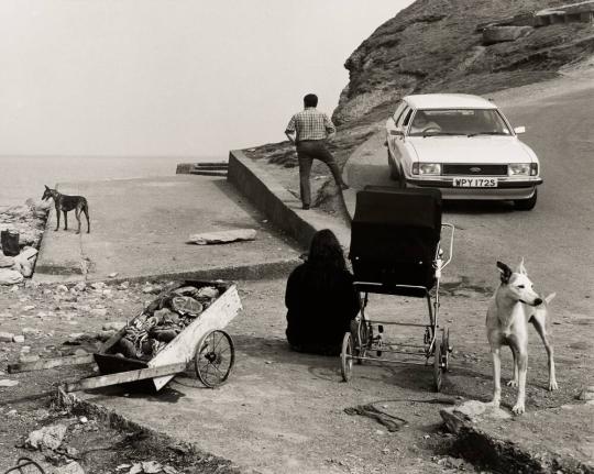 Crabs and People, Skinningrove, North Yorkshire