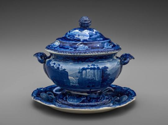 Tureen with Underplate