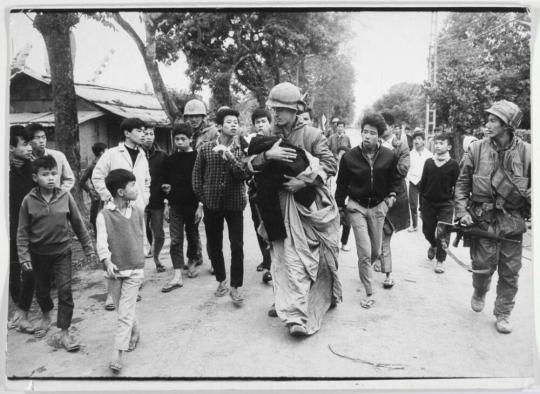 Don McCullin, Shell-shocked US Marine, The Battle of Hue (1968)