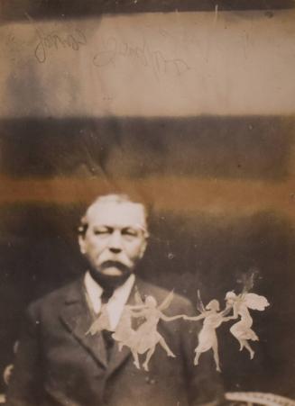 [Sir Arthur Conan Doyle with Fairies]