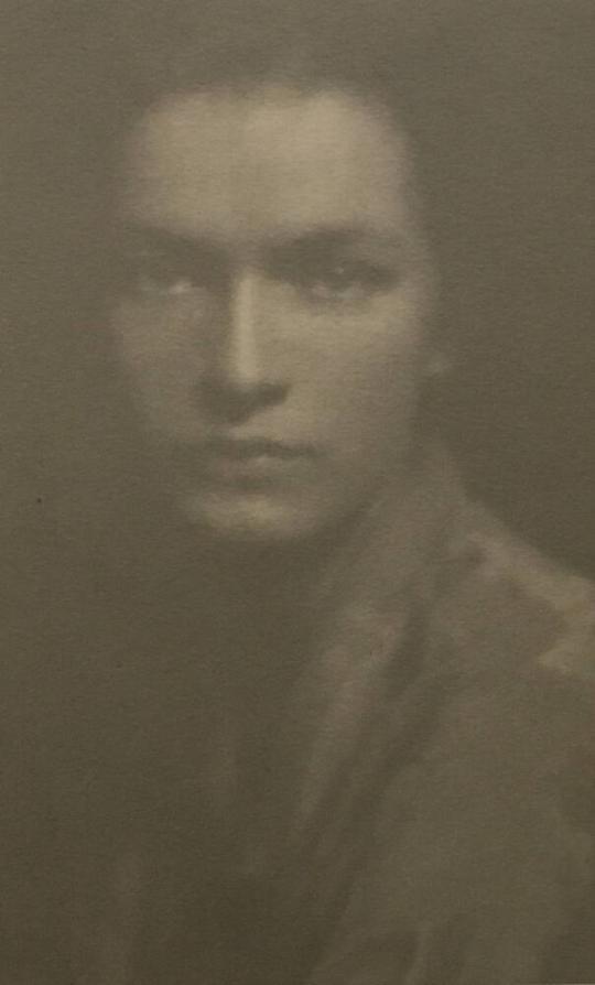 Portrait of Jewel Ruth Nail